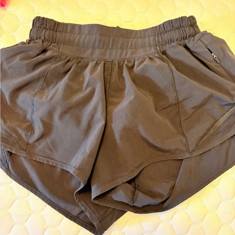 Lululemon black speed ups
